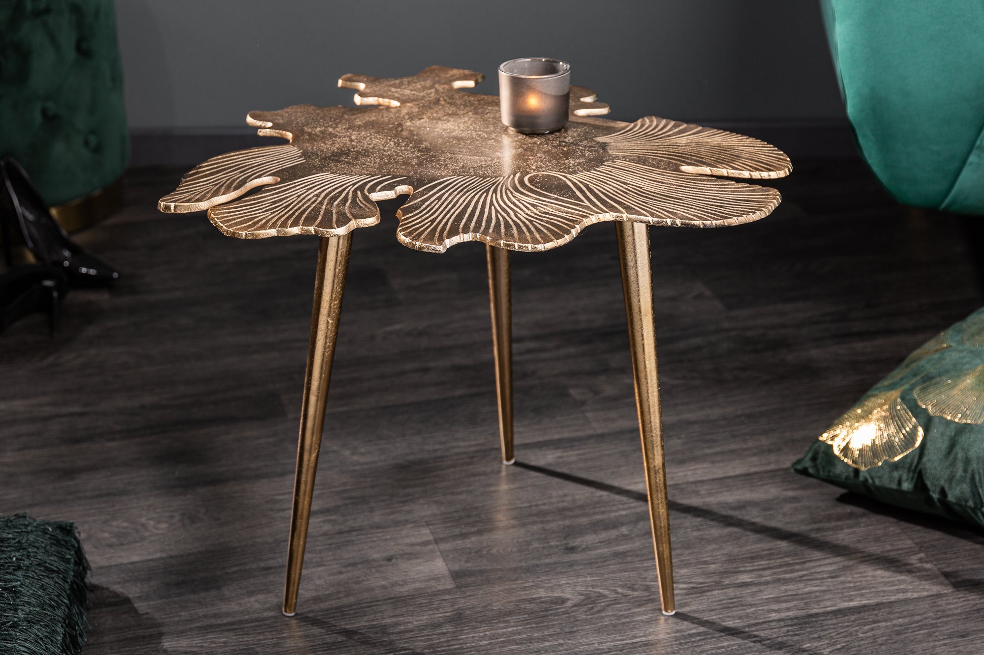 table-basse-artisanale-abstract-leaf-60cm-motif-feuille-en-filigrane-dore_40390 (inv)