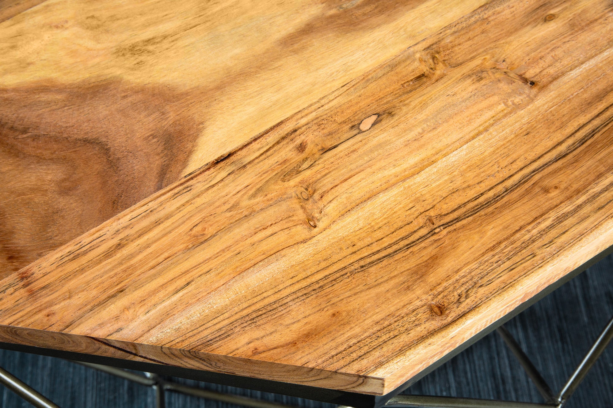 mesa-base-diseño-diamante-70-cm-en-madera-de-mango-natural,-estructura-en-hierro-y-latón_40391 (inv)