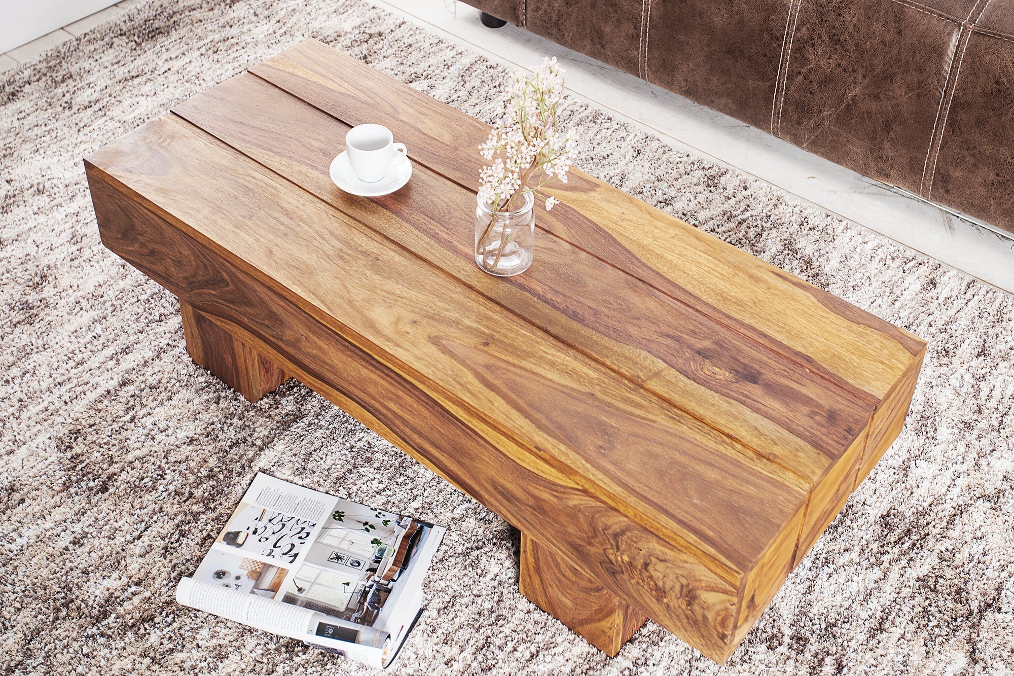 Table basse design en bois massif BOLT 100cm finition pierre Sheesham marron