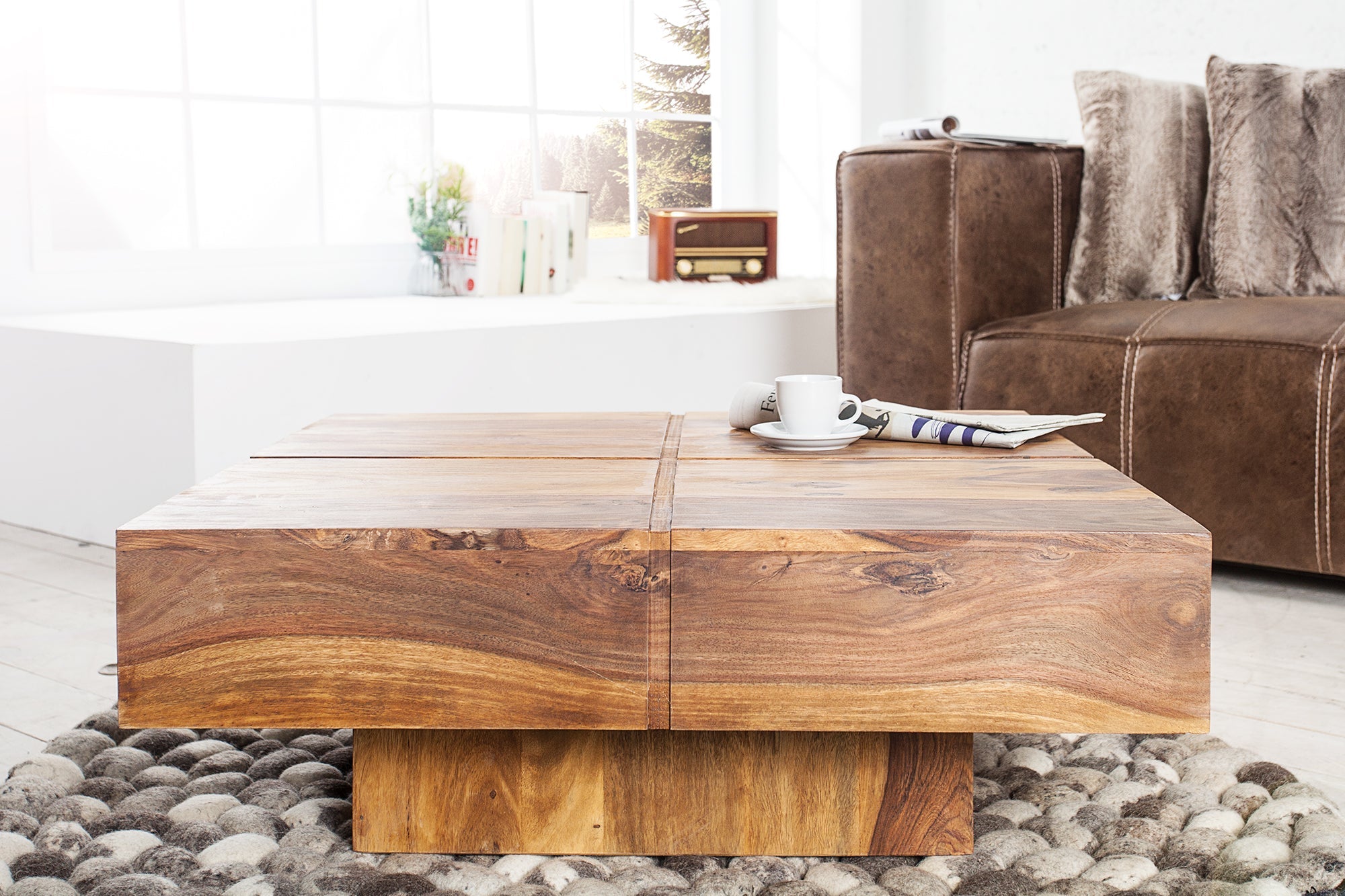 BOLT Mesa de centro de diseño de madera maciza marrón de 70 cm con acabado de piedra Sheesham hecha a mano