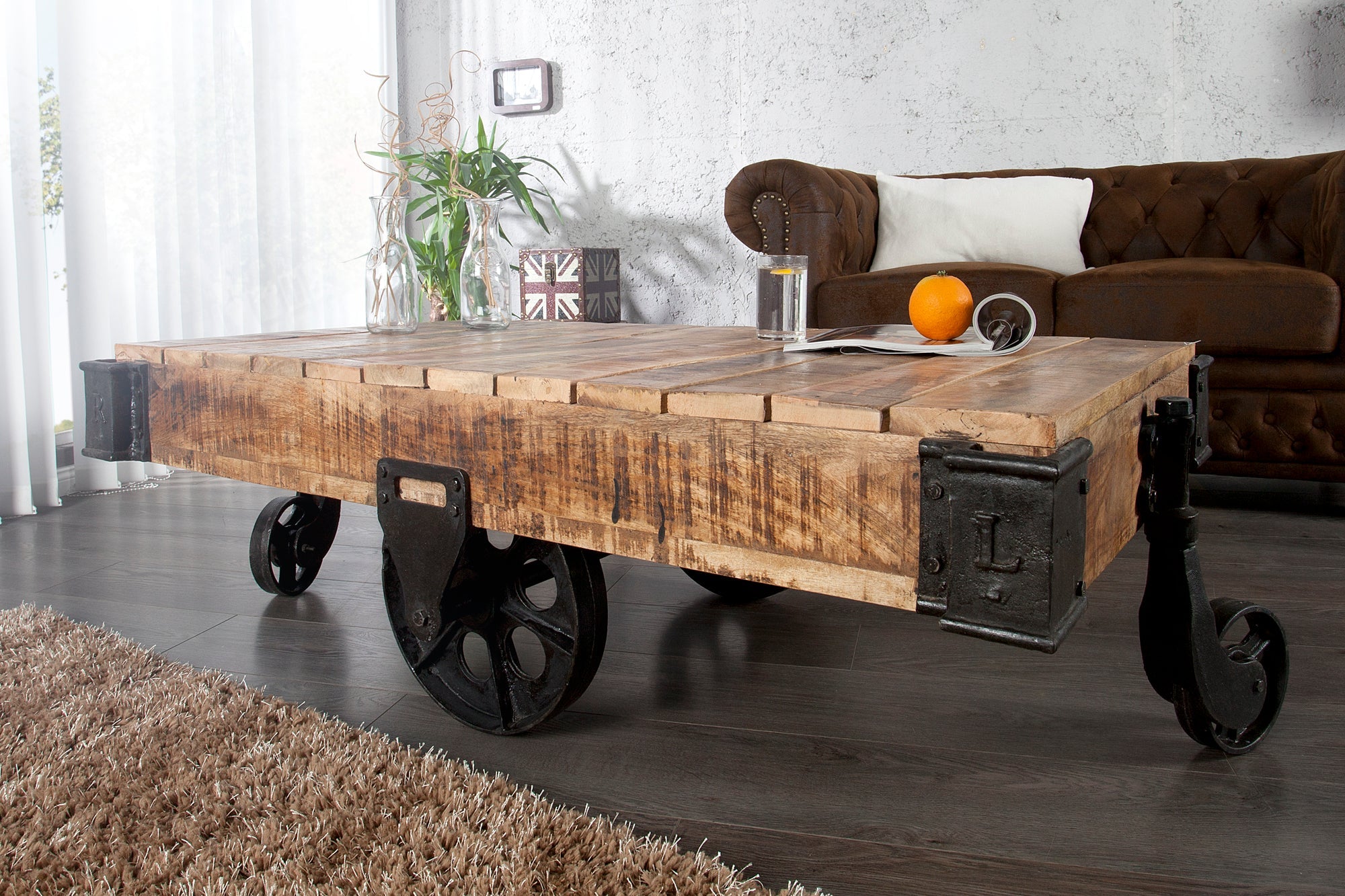 RAILWAY Mesa de centro de diseño en madera maciza de mango de 110 cm con 4 ruedas
