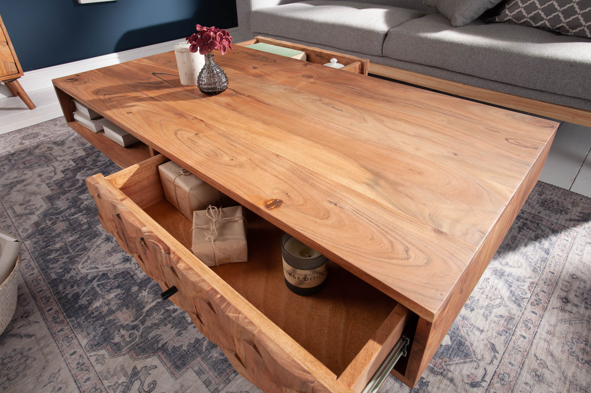Table basse en bois massif MYSTIC LIVING 100cm acacia naturel avec rangement tiroirs compartiment de rangement