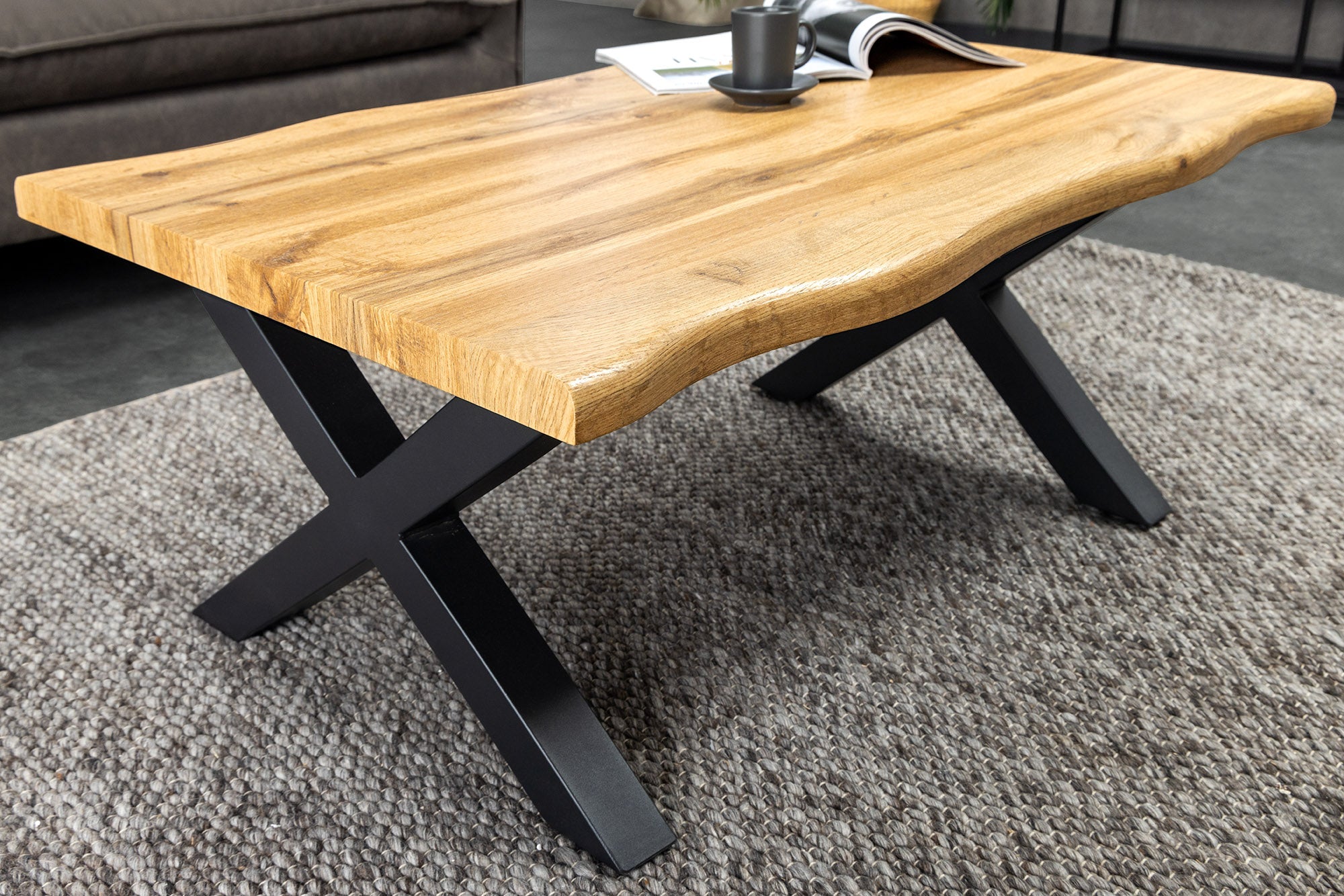 table-basse-industrielle-wild-90cm-aspect-chene-sauvage-marron-bord-darbre-en-metal-noir_45081 (inv)