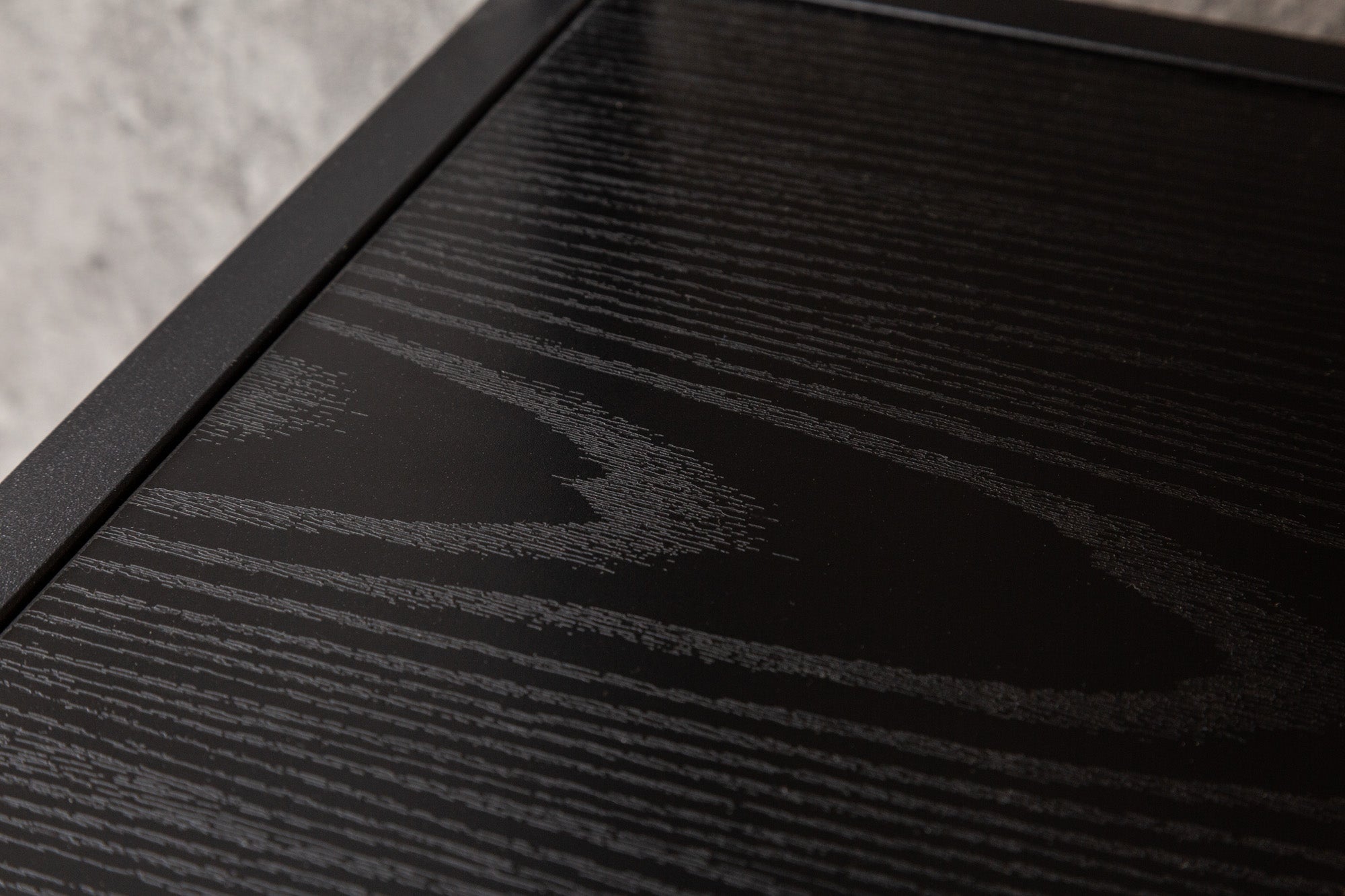 SLIM LINE mesa de centro moderna 120cm diseño madera de fresno metal negro con estante