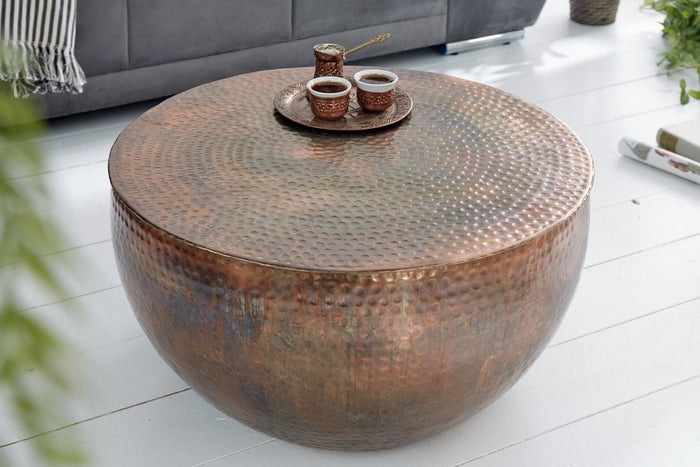 Table basse ronde ORIENT II 60cm en métal flammé cuivré martelé design fait main