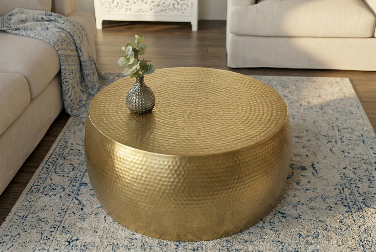 Table basse ronde ORIENT III 60cm métal doré martelé design fait main