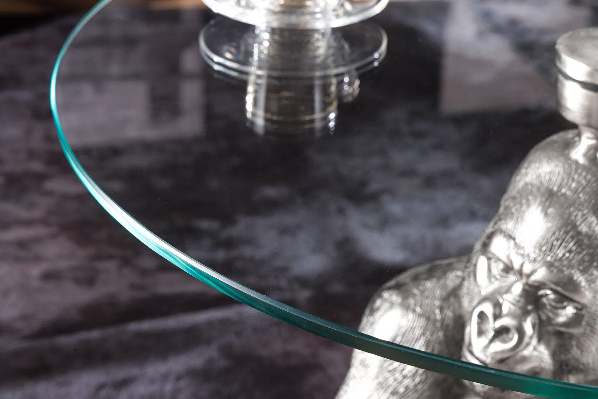 table-basse-ronde-wildlife-kong-60cm-metal-plata-vidrio-mono-figura-gorila-escultura-handmade_45435 (inv)