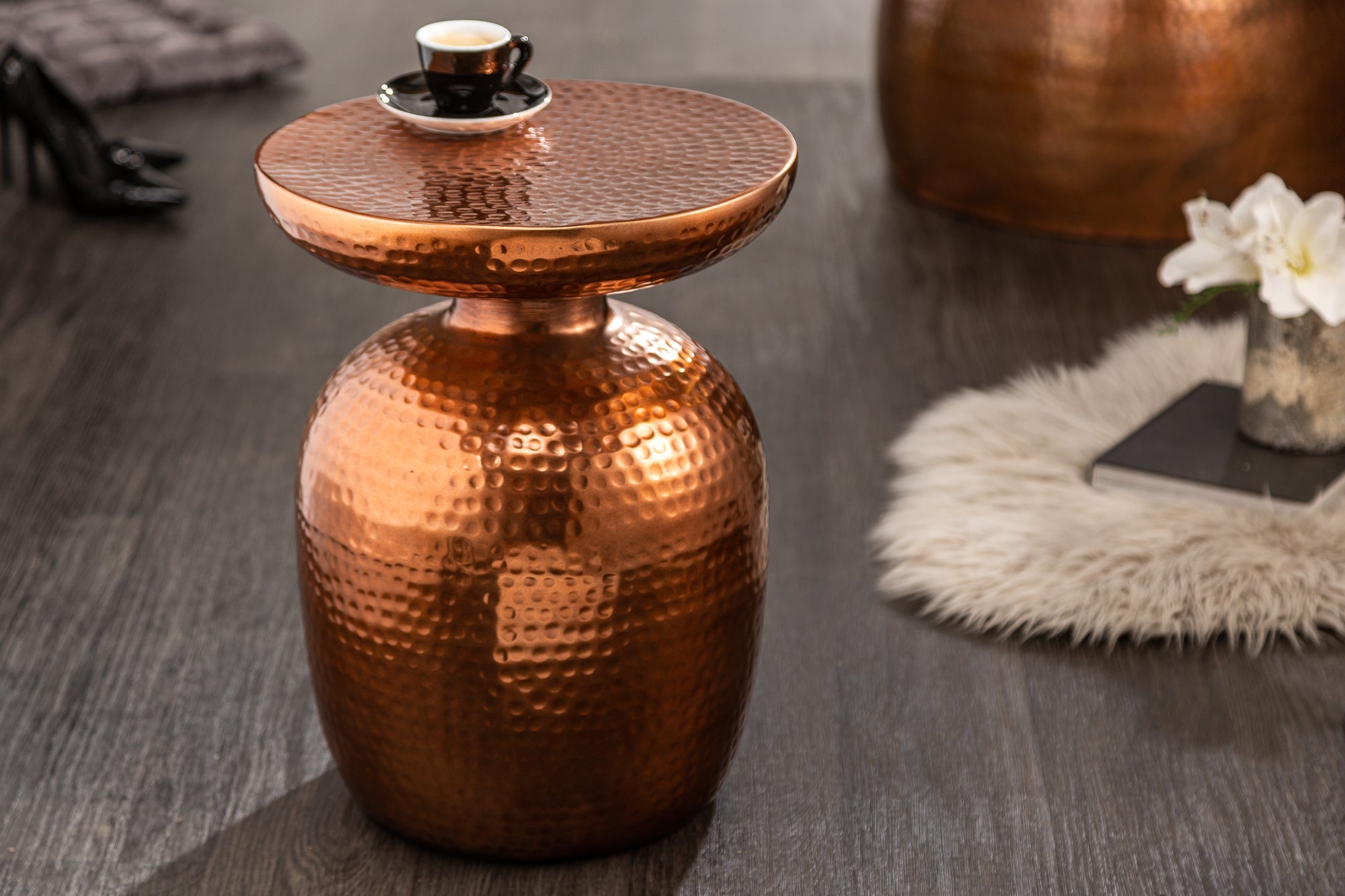 mesa-punta-artesano-oriental-50cm-en-metal-cobre-martele-diseño-redonda_40237 (inv)