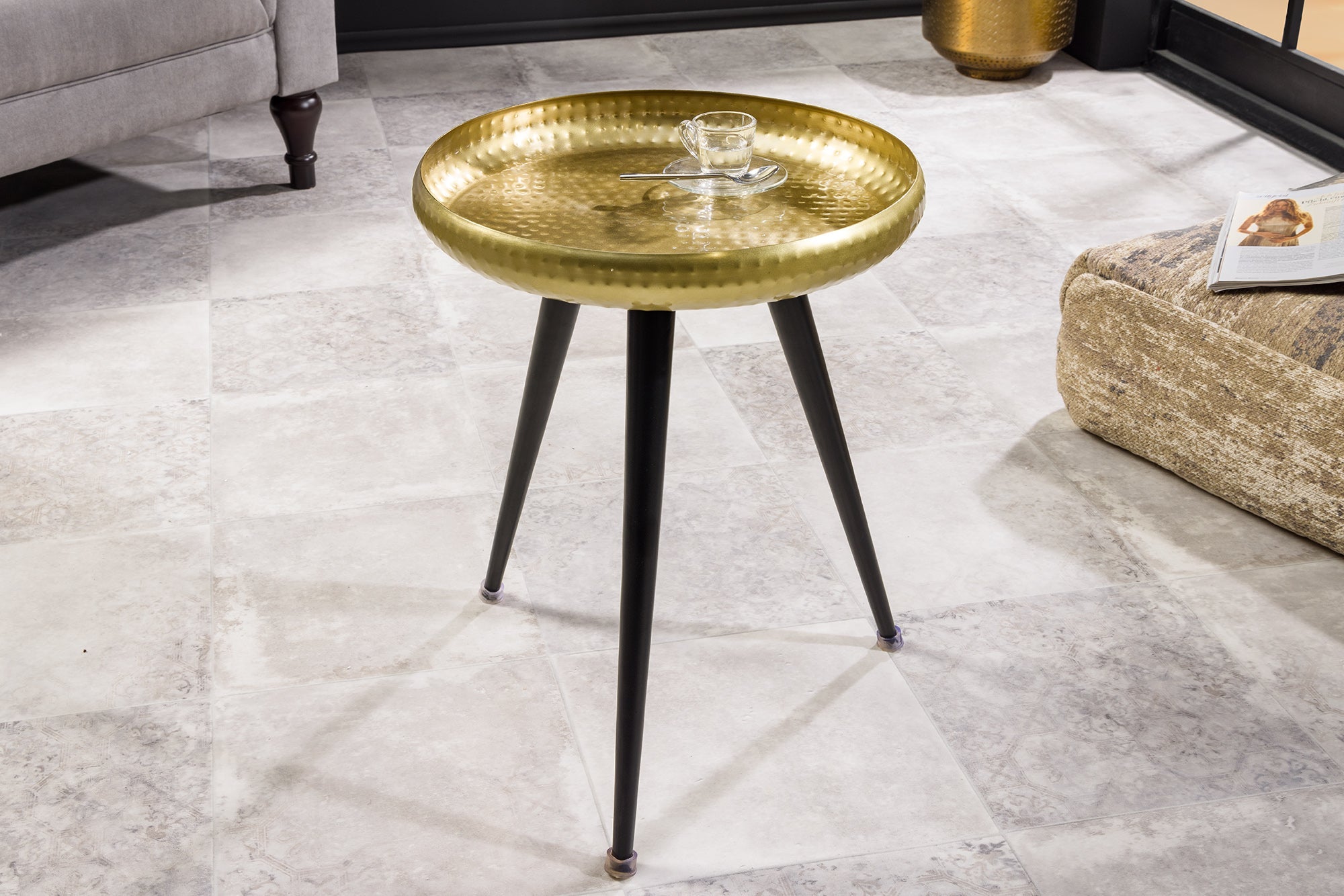 Table d'appoint artisanale ORIENT 55cm laiton doré ronde métal martelé design