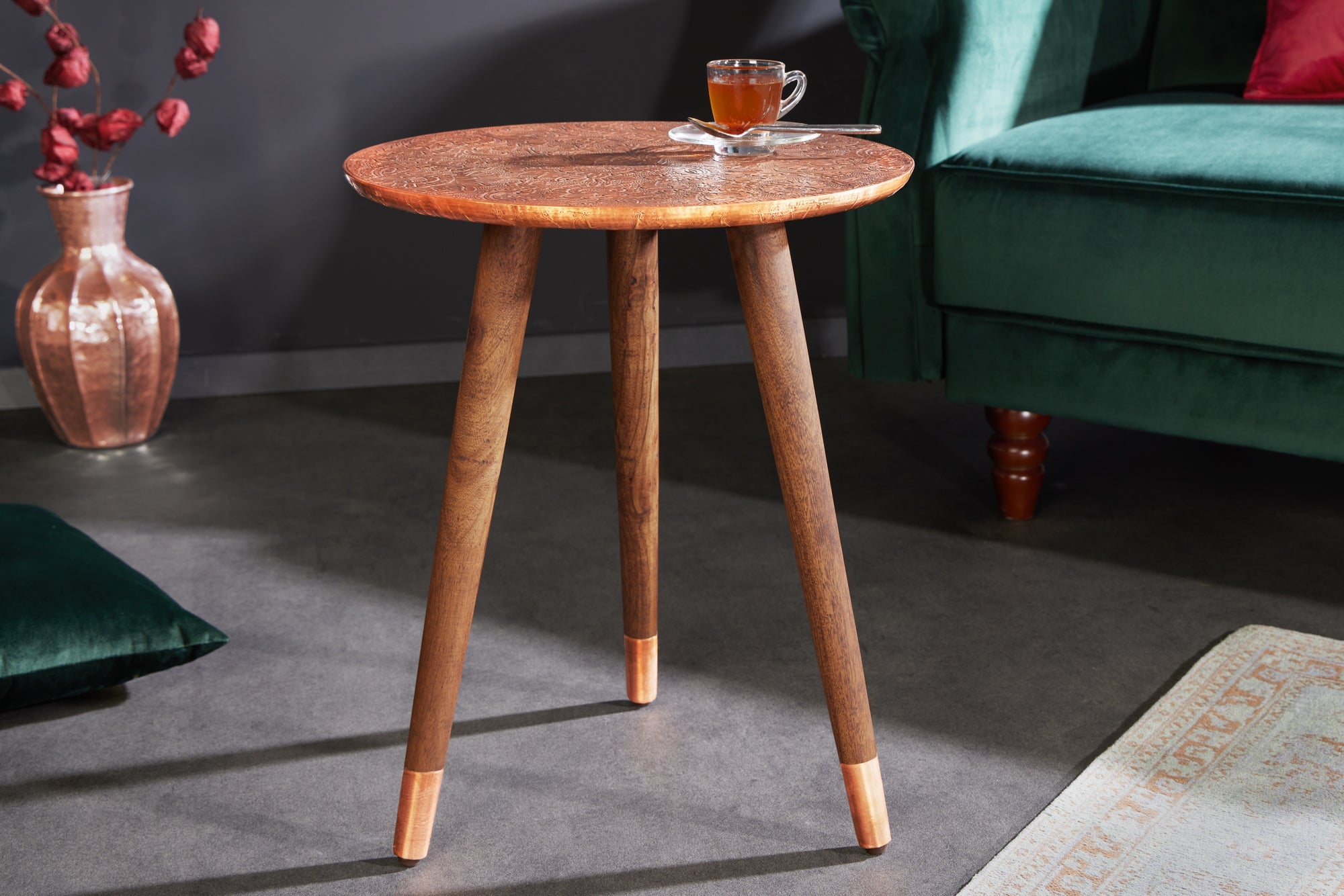 ALCAZAR mesa auxiliar de diseño 50cm cobre antiguo metal mango madera redonda hecha a mano