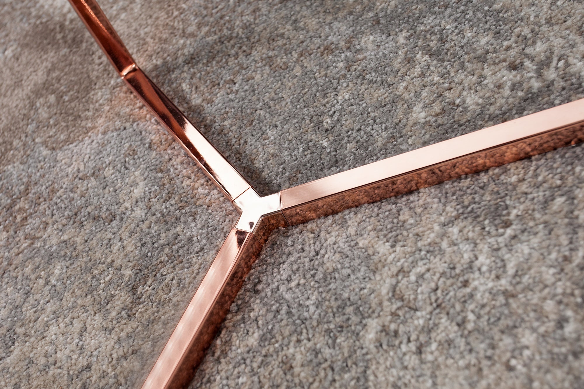 Mesa auxiliar de diseño Original ASTRO 50 cm cobre metal negro tapa de cristal mesa de centro redonda