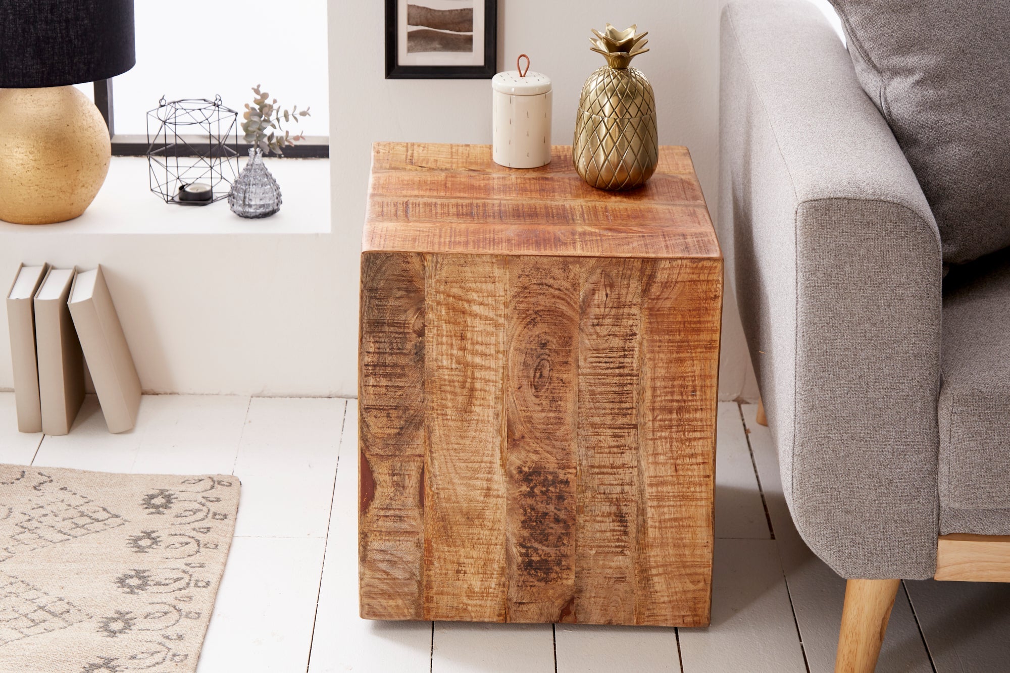 FACTORY Mesa auxiliar maciza de 45 cm de madera de mango natural flameada con ruedas