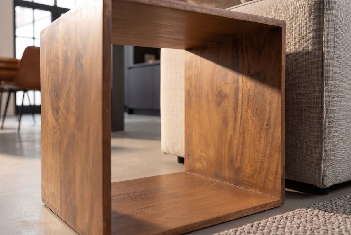 Table d’appoint massive MAKASSAR 45cm étagère de chevet en bois de manguier marron finition miel