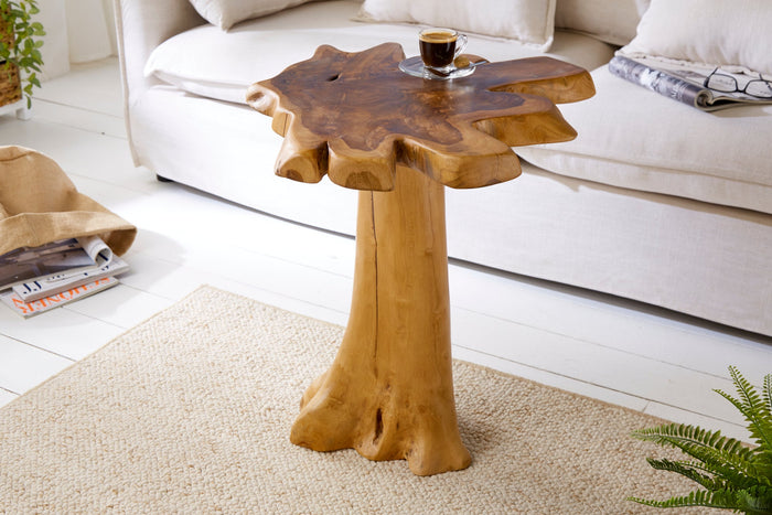 Table d'appoint massive ROOT 60cm en teck avec cernes annuels