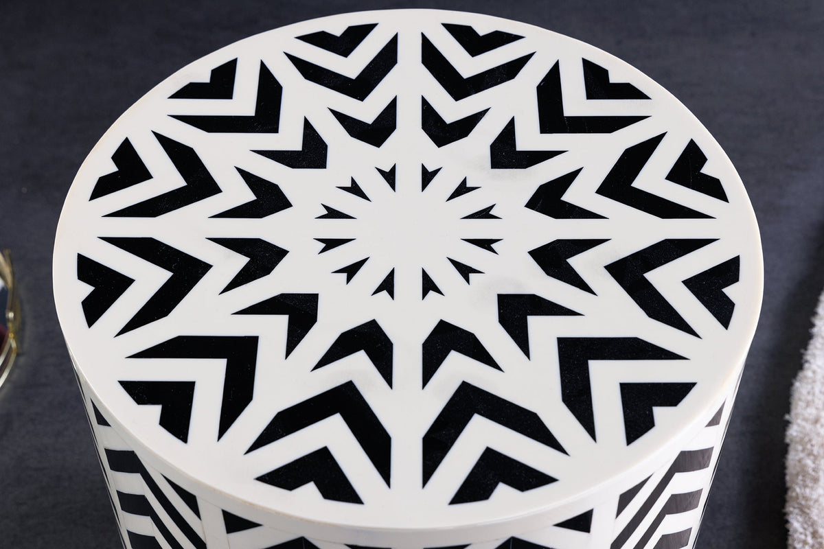 Table d’appoint ronde HARMONY NATURE 45cm blanc noir mosaïque artisanale