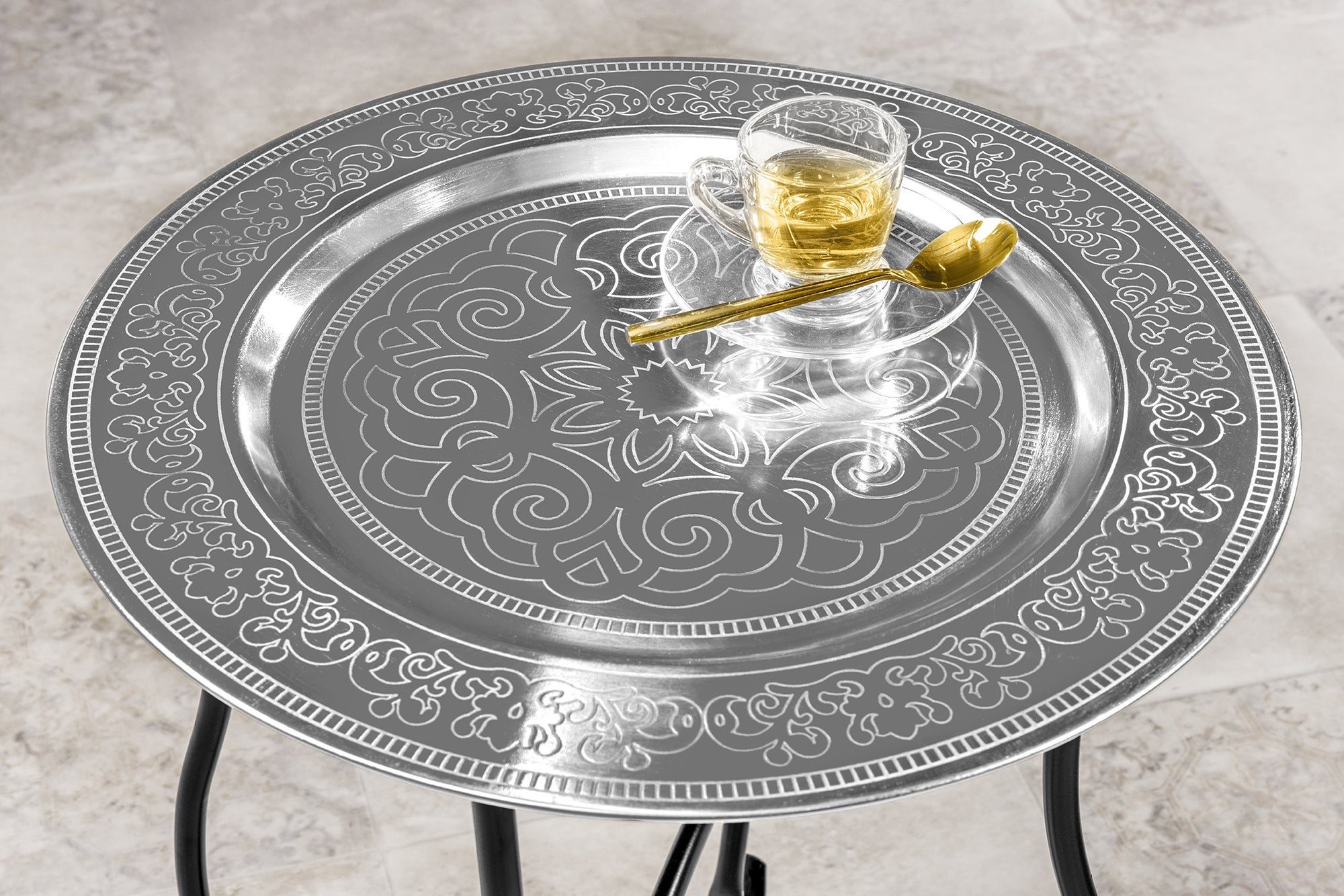 MARRAKESH Mesa auxiliar redonda de 50 cm con bandeja de té plateada plegable extraíble