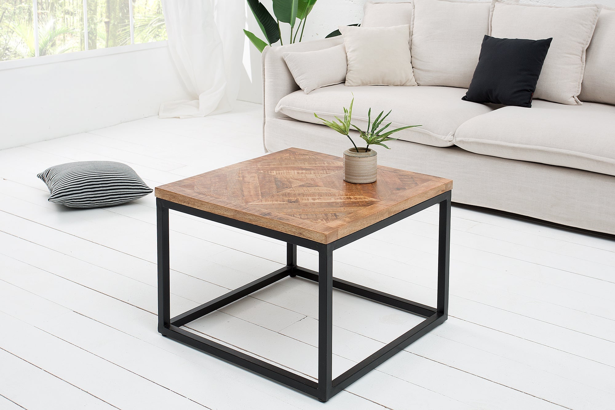 INFINITY HOME Mesa auxiliar maciza de 60cm en madera de mango, diseño industrial