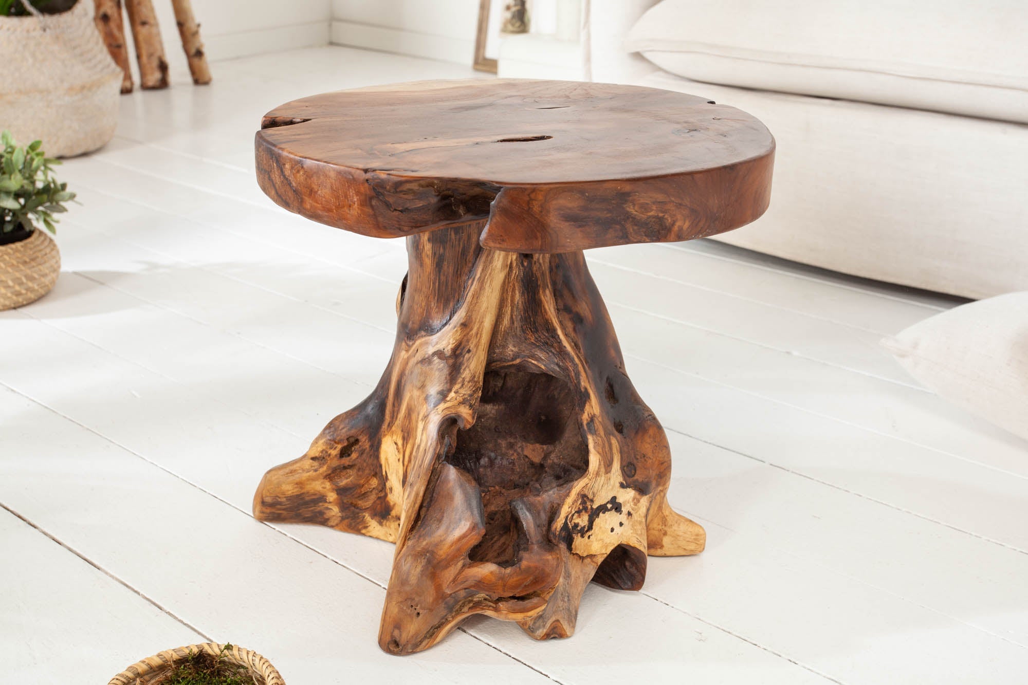 table-dappoint-solide-root-40cm-tabouret-en-bois-de-teck-fabrique-en-bois-de-racine_37139 (inv)