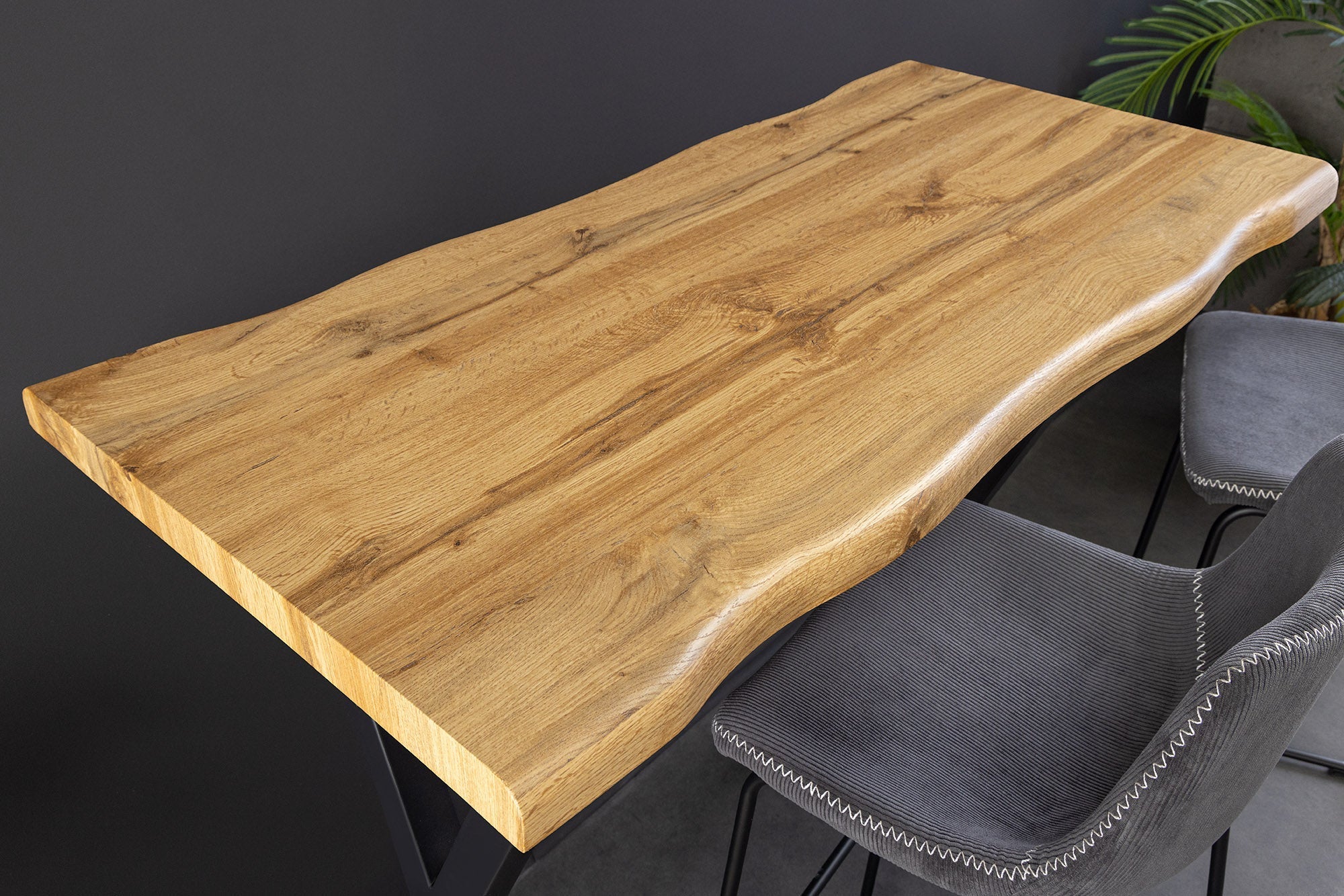 Table de bar industrielle WILD 120cm aspect chêne sauvage marron structure en X métal noir