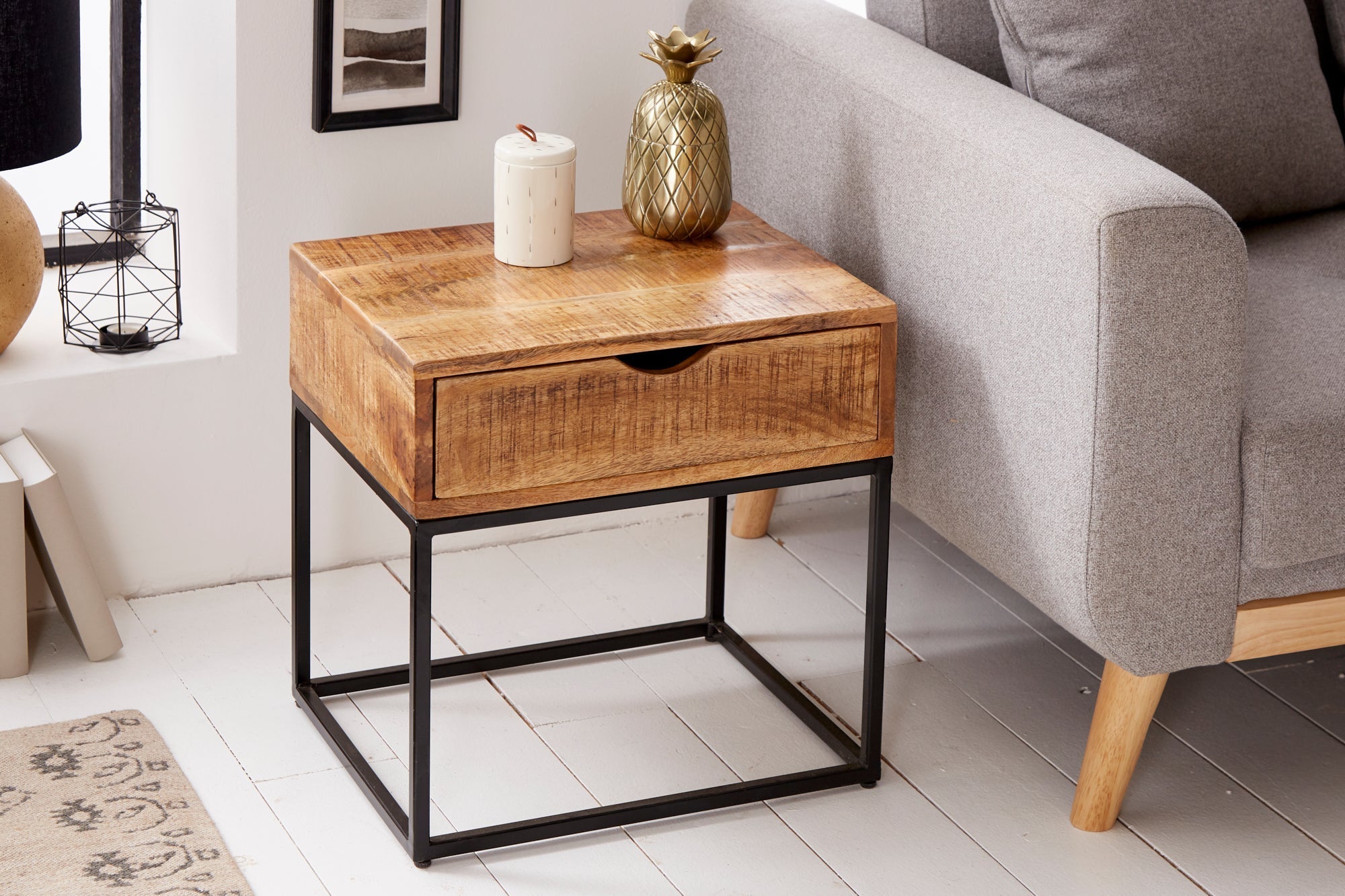 Table de chevet industrielle IRON CRAFT 45cm en bois de manguier avec tiroir