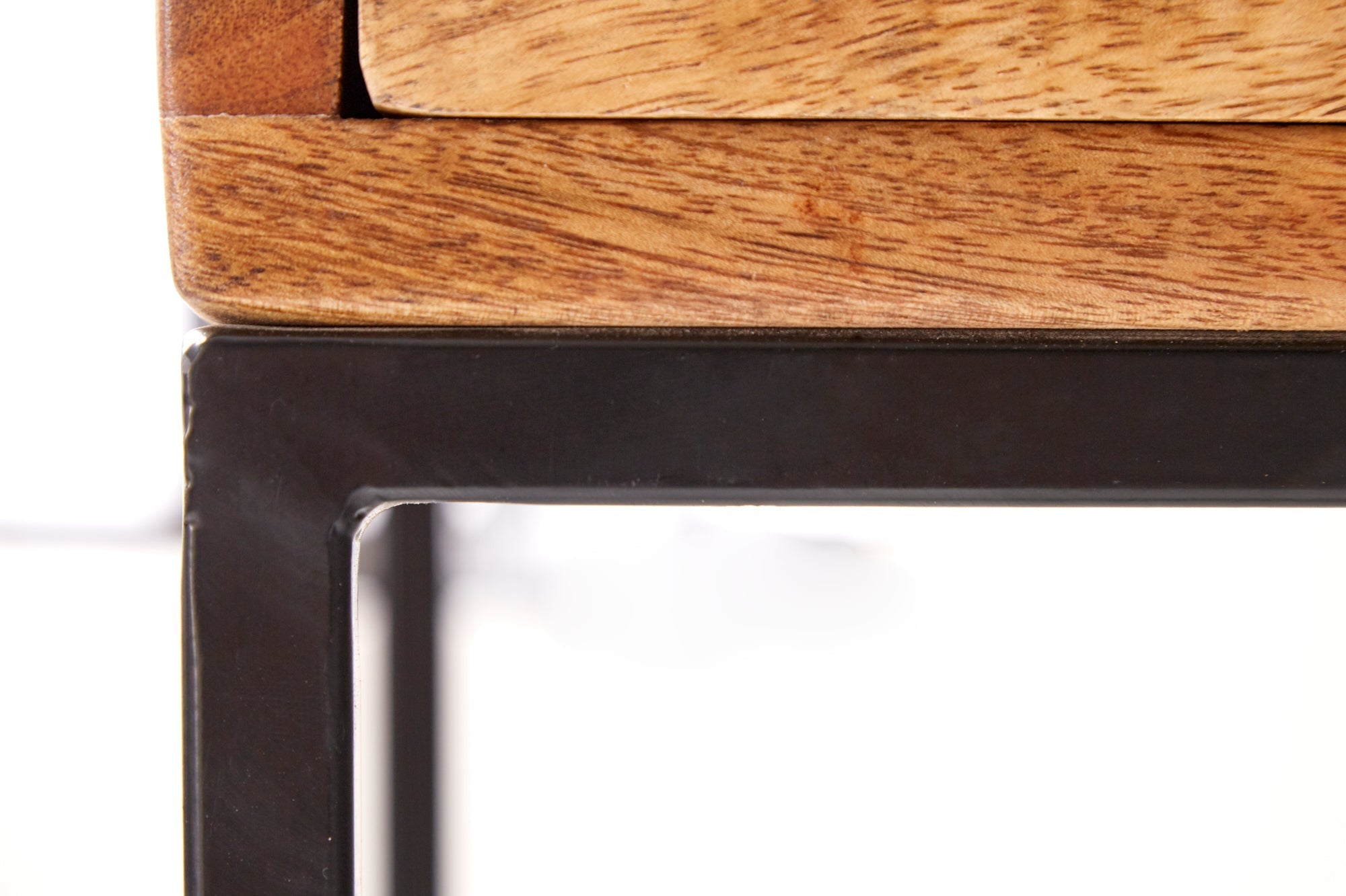 Table de chevet industrielle IRON CRAFT 45cm en bois de manguier avec tiroir