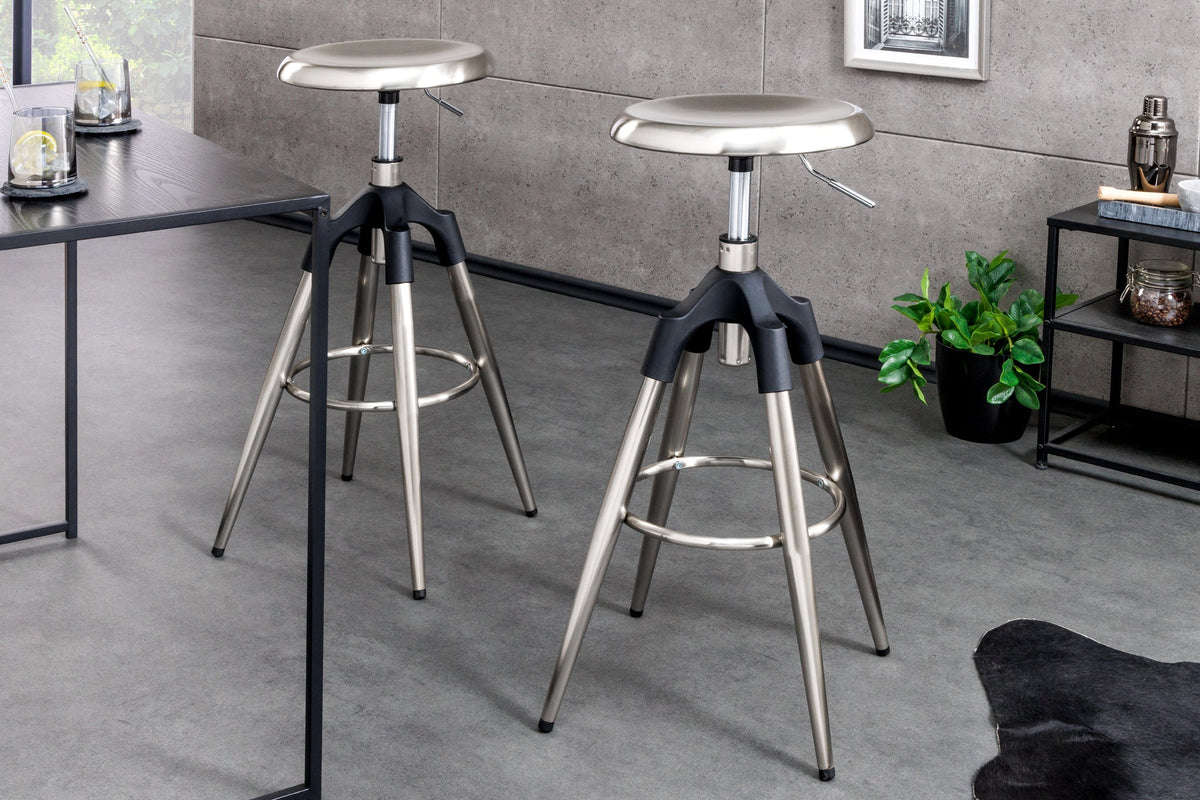 Tabouret de bar réglable en hauteur INDUSTRIAL chrome brossé argent noir métal rond rotatif (réf. 43655)