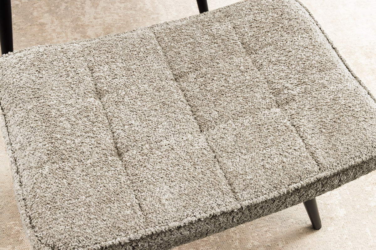 Tabouret moderne SCANDINAVIA champagne greige Bouclé pieds métalliques noirs