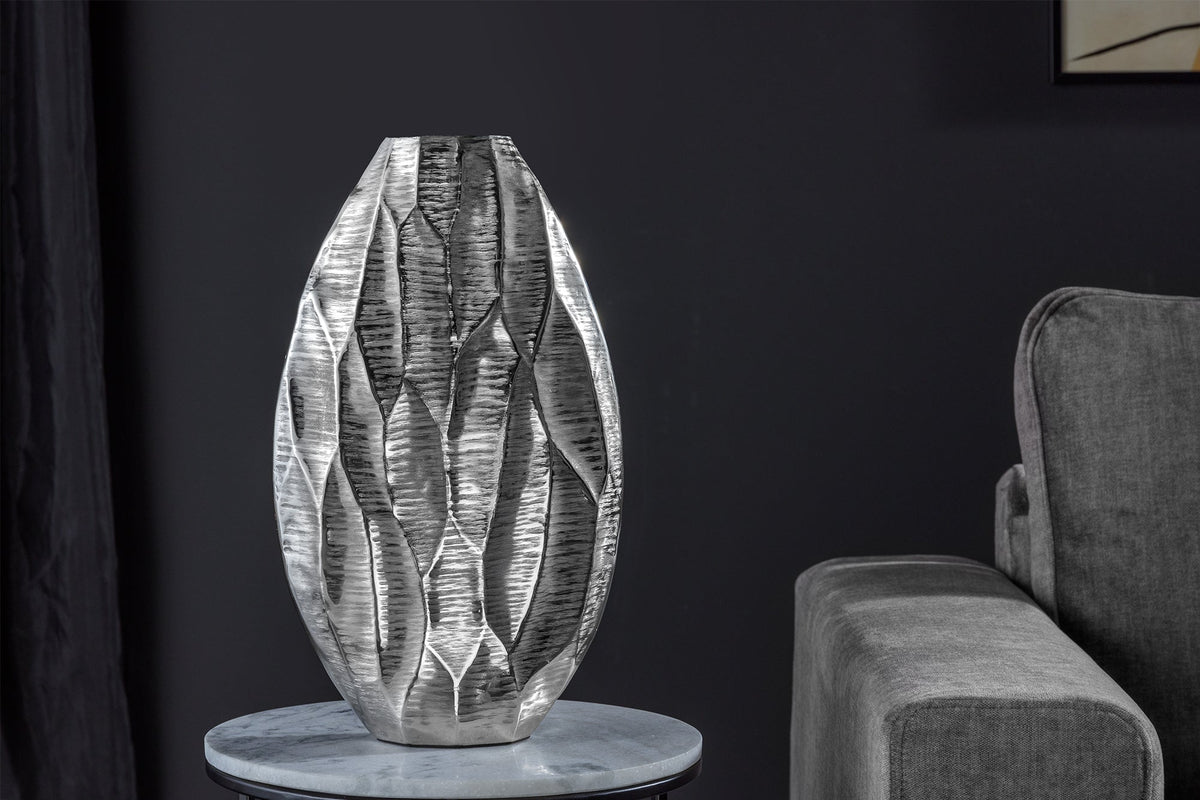 Vase élégant ORGANIC ORIENT 44cm argent martelé design