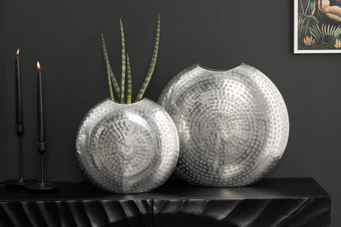 Vases élégants lot de 2 ORIENTAL 44 cm argent au design marteau à grille