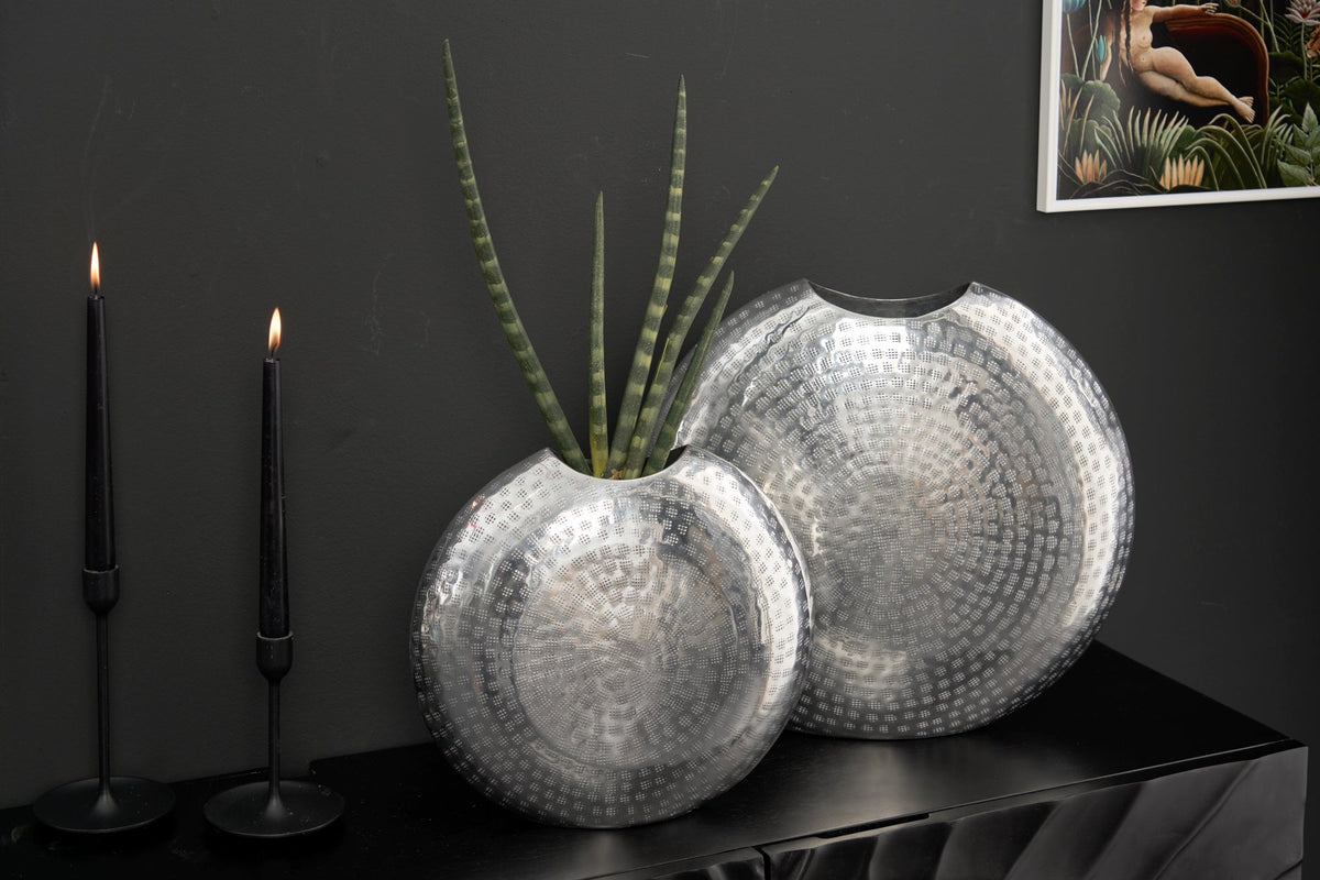 Vases élégants lot de 2 ORIENTAL 44 cm argent au design marteau à grille